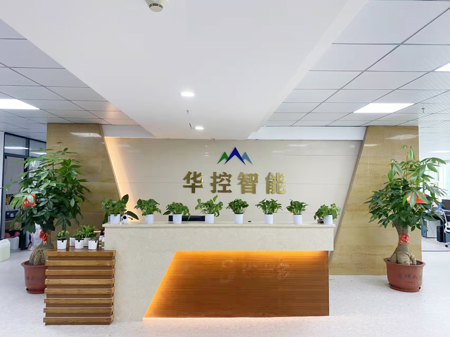 前台.jpg